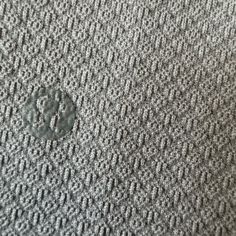 Lululemon - Picture 2 of 3